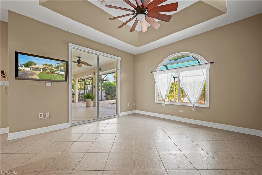 BONITA SHORES - Residential