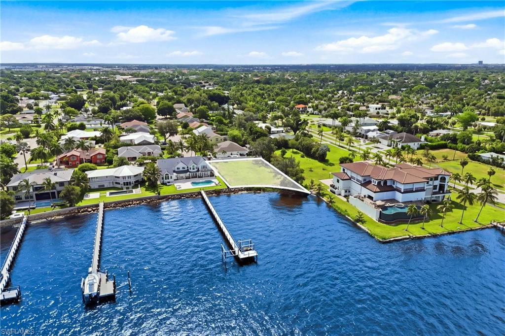 FORT MYERS - Land