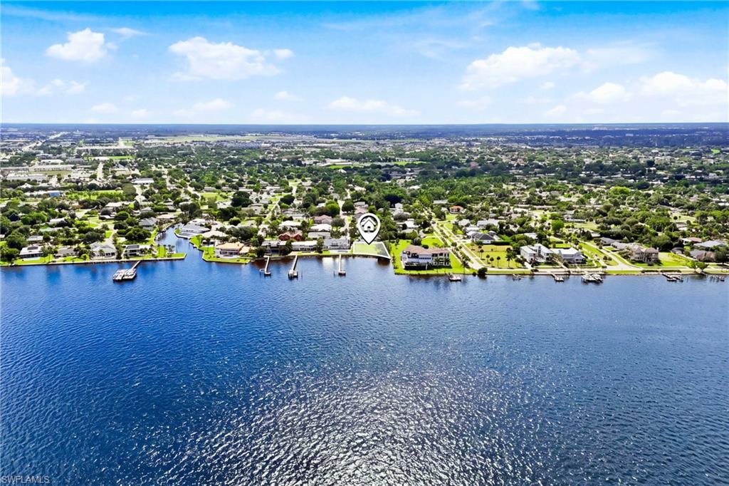 FORT MYERS - Land