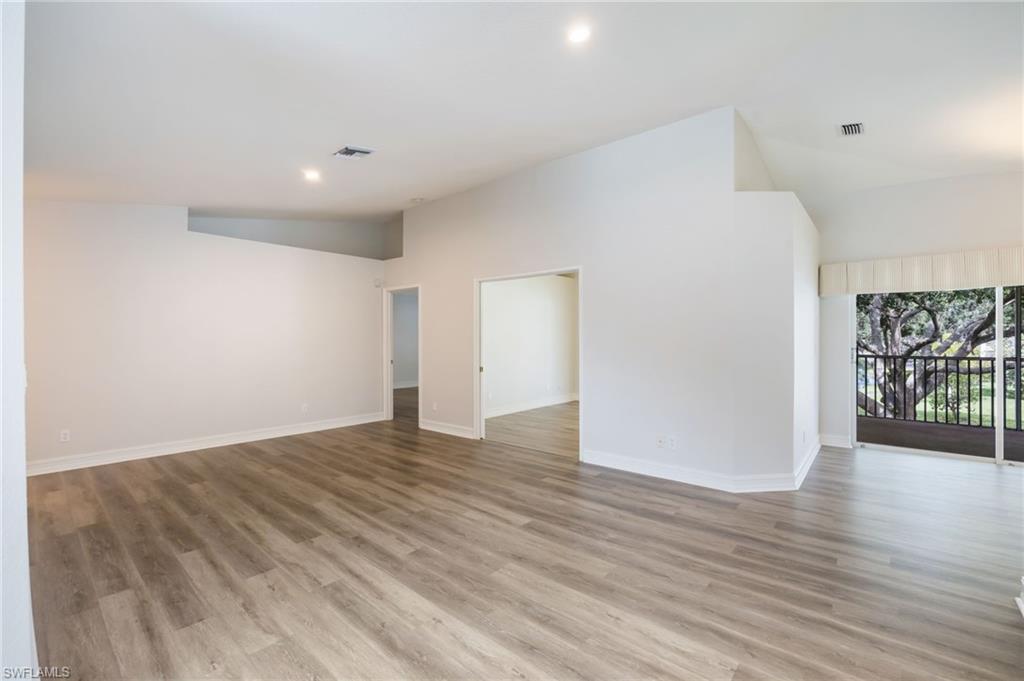 DIAMOND LAKE - Residential