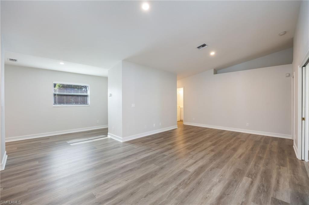 DIAMOND LAKE - Residential
