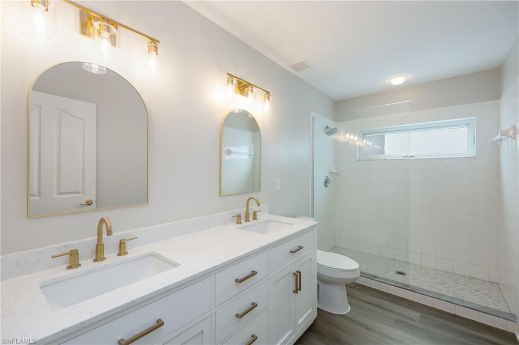 DIAMOND LAKE - Residential
