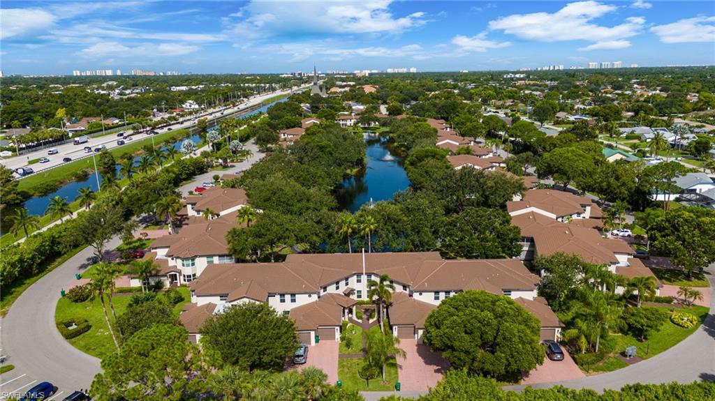 DIAMOND LAKE - Residential