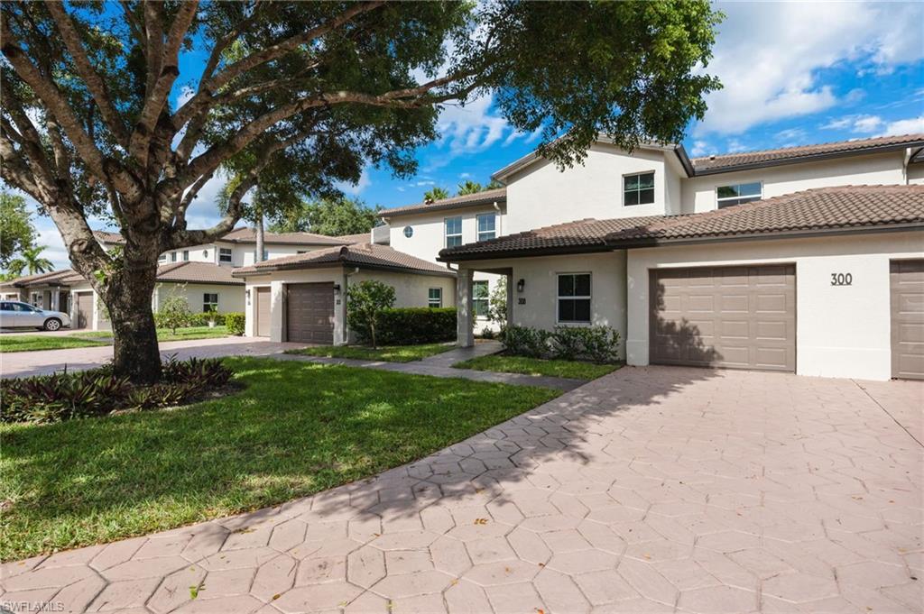 DIAMOND LAKE - Residential