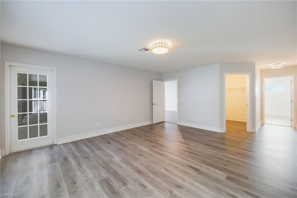 DIAMOND LAKE - Residential