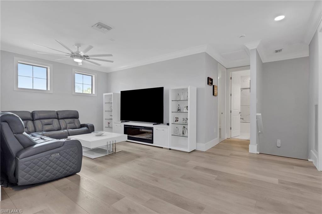CORKSCREW ESTATES - Residential