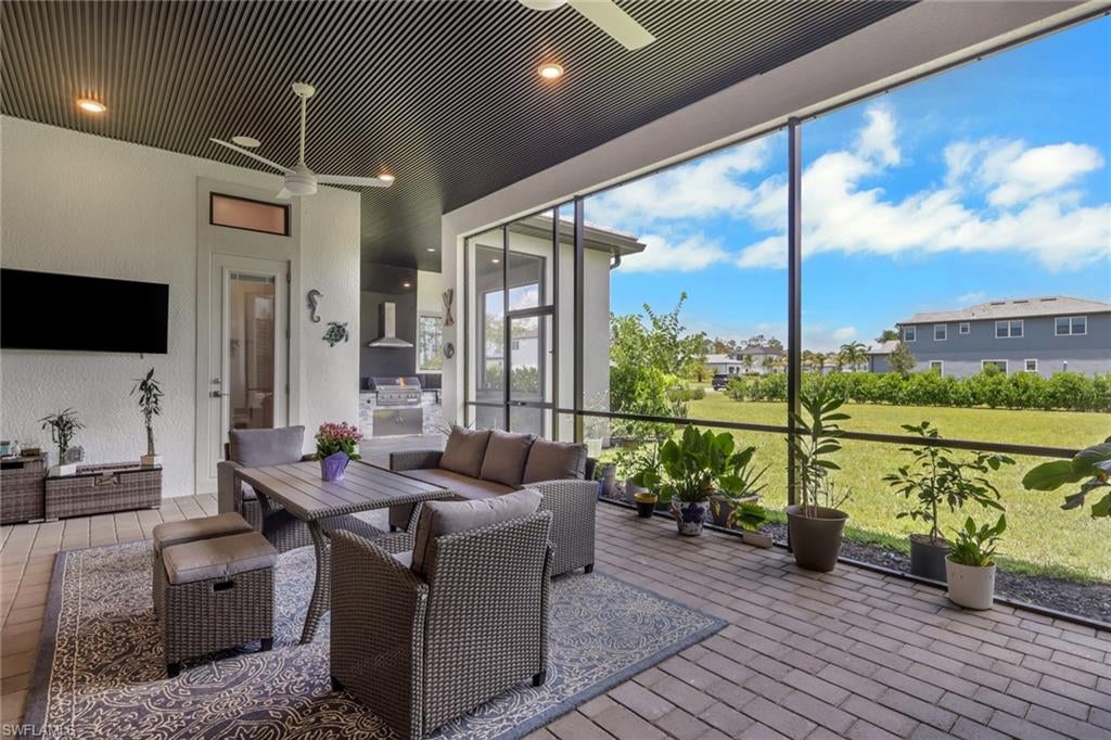 CORKSCREW ESTATES - Residential