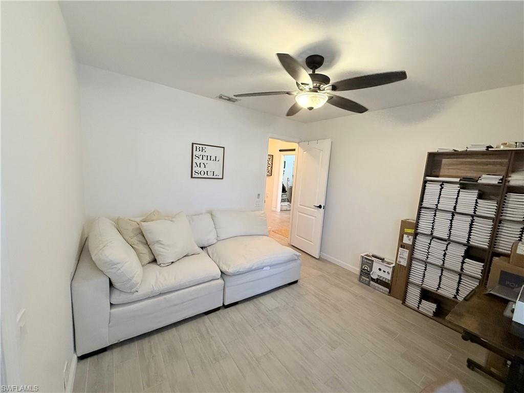 VILLAS FIVE - Residential
