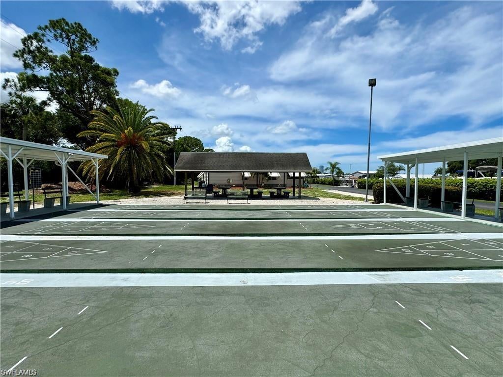 SPRING CREEK VILLAGE - Land