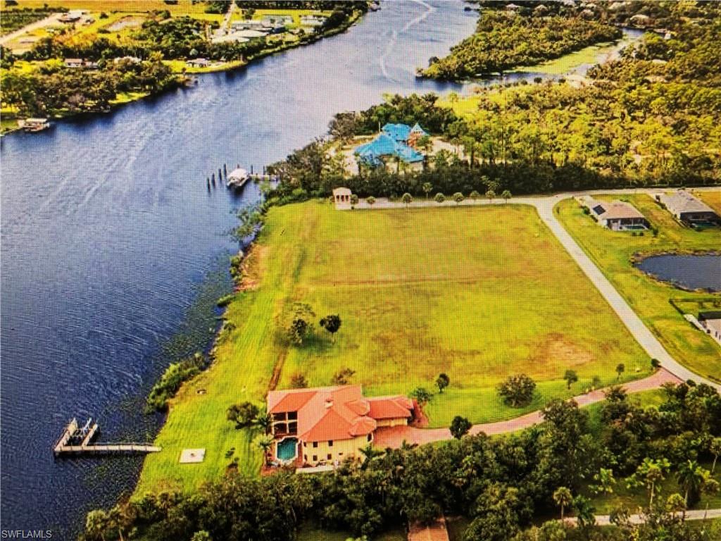 RIVERFRONT 1 ACRE + or - ON THE MAIN RIVER WITH A PROTECTED VIEW ACROSS THE RIVER
BEAUTIFUL AREA OF NORTH RIVER ROAD- LOCATED EAST OF THE FRANKLIN DAM ( LOCKS) INSIDE THE LOCKS IS WHERE YOU WANT TO BE. NO ONE FLOODED INSIDE THE SERENGETI NEIGHBORHOOD- HIGH AND DRY 
MINIMUM 3,000 SF LIVING AREA REQUIRED TO BUILD-PICK YOUR BUILDER-NO TIME LIMIT TO BUILD