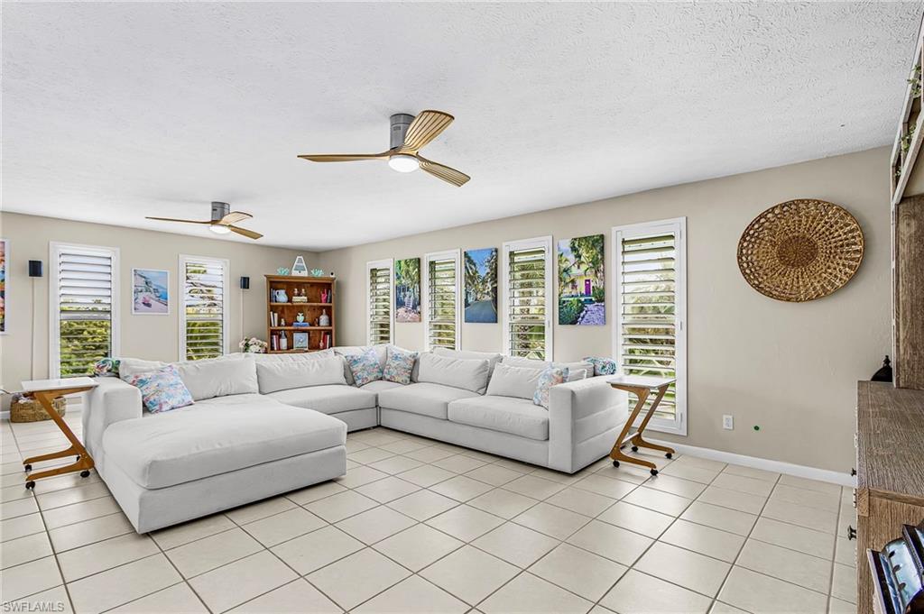 PINE ISLAND - Residential