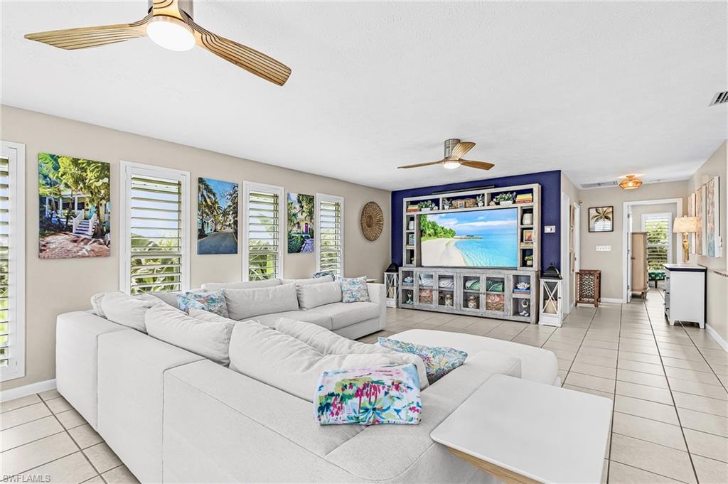 PINE ISLAND - Residential