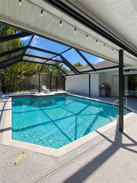 COUNTRY OAKS - Residential