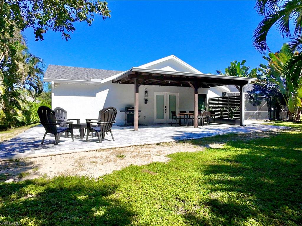 COUNTRY OAKS - Residential