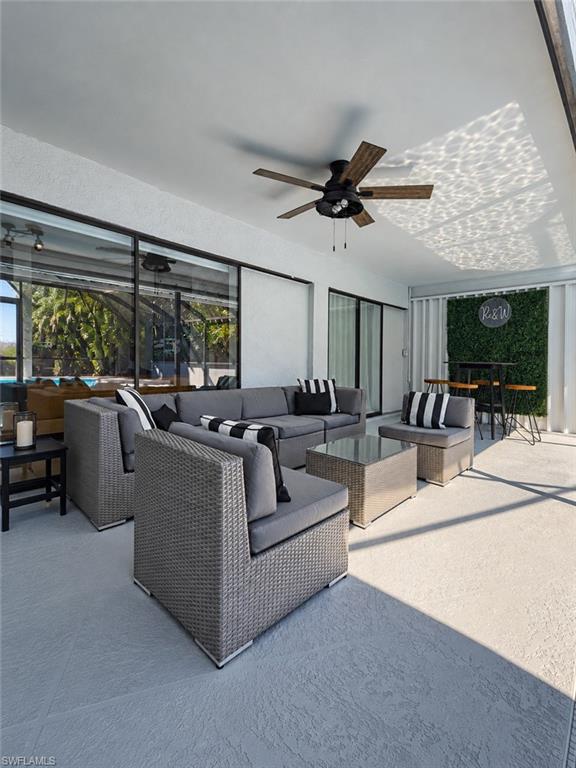 COUNTRY OAKS - Residential