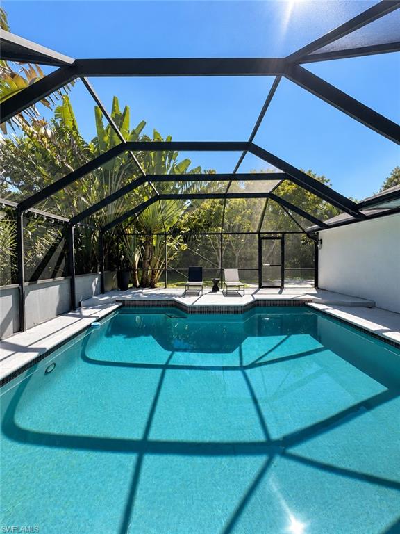 COUNTRY OAKS - Residential