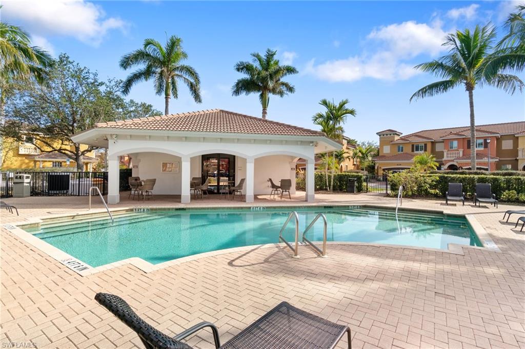 COPPER OAKS - Residential