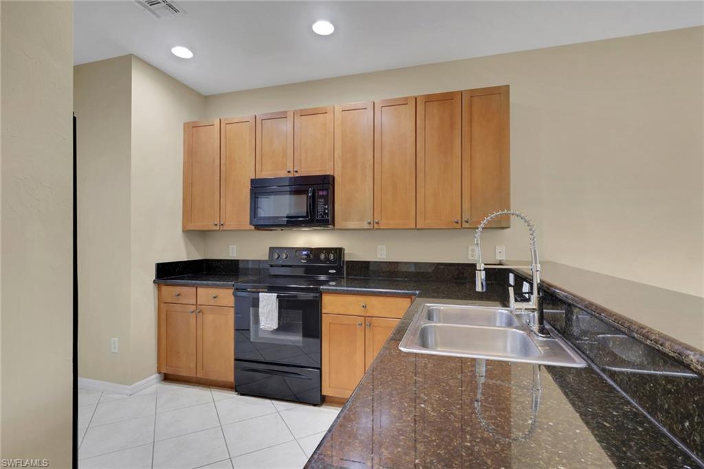 COPPER OAKS - Residential
