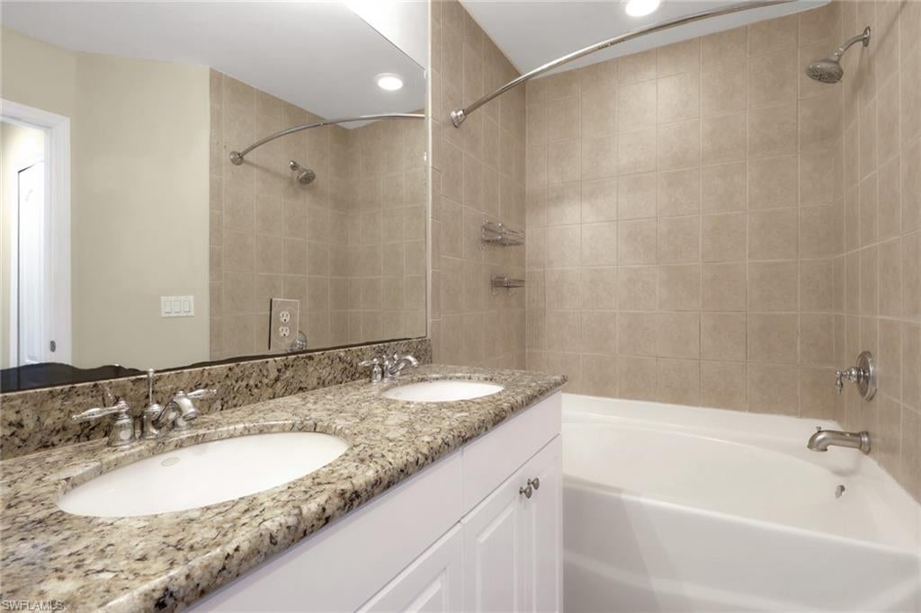 COPPER OAKS - Residential