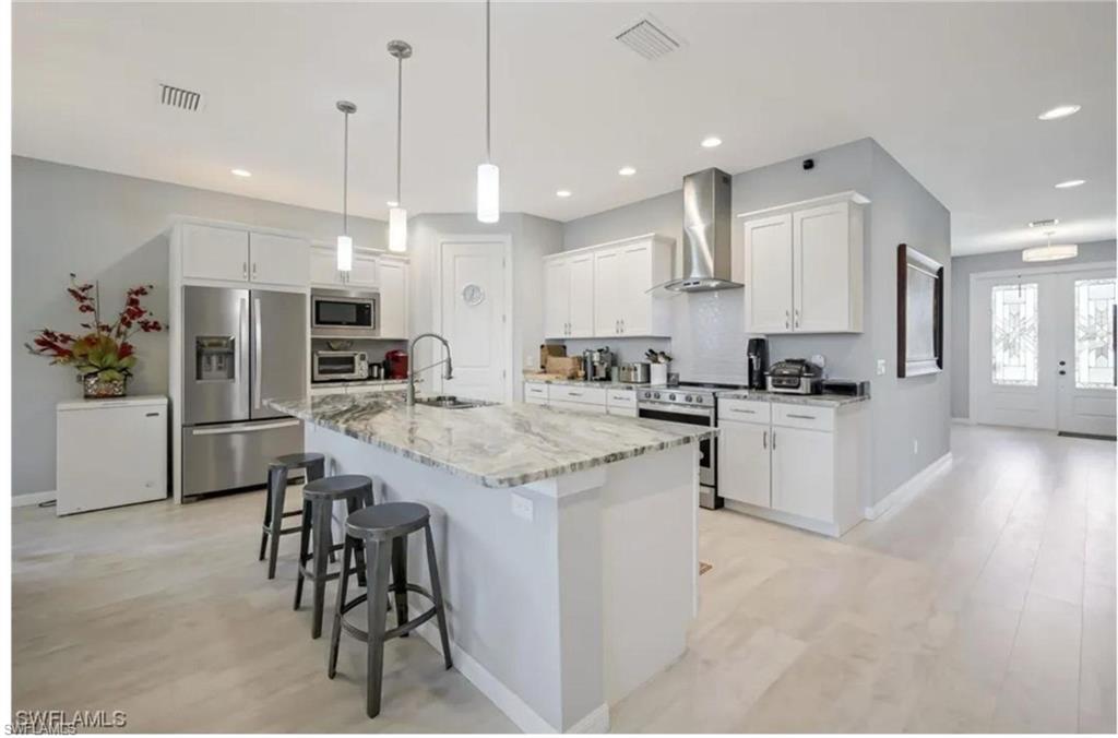 FORT MYERS SHORES - Residential
