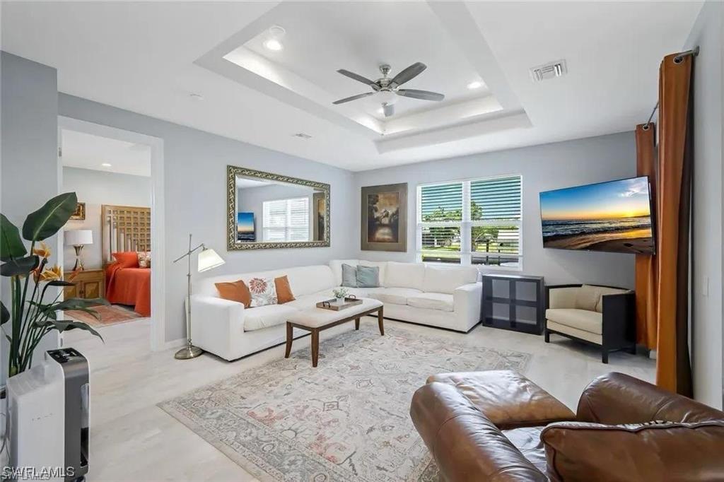 FORT MYERS SHORES - Residential