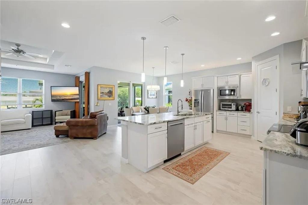 FORT MYERS SHORES - Residential