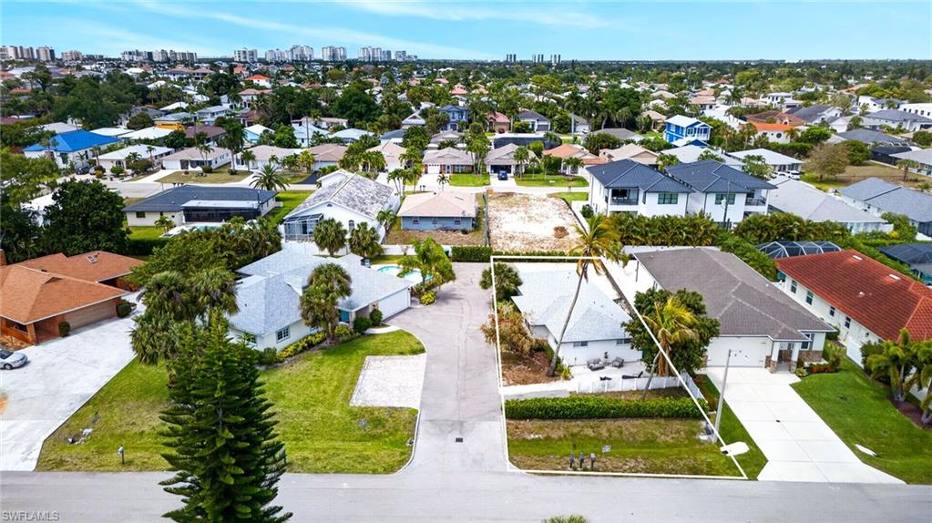 NAPLES PARK - Residential Income