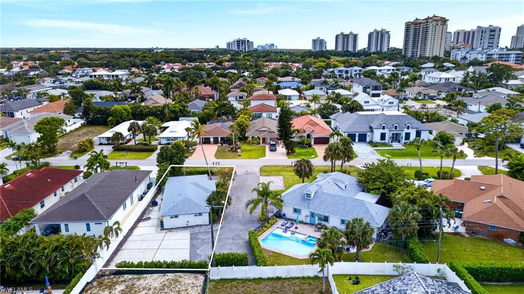 NAPLES PARK - Residential Income