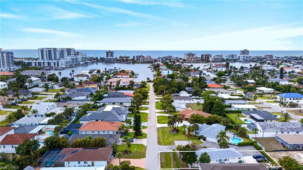 NAPLES PARK - Residential Income