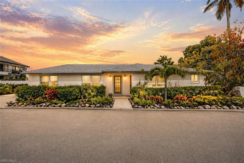 NAPLES PARK - Residential Income