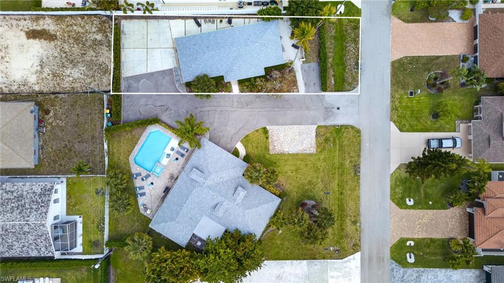 NAPLES PARK - Residential Income