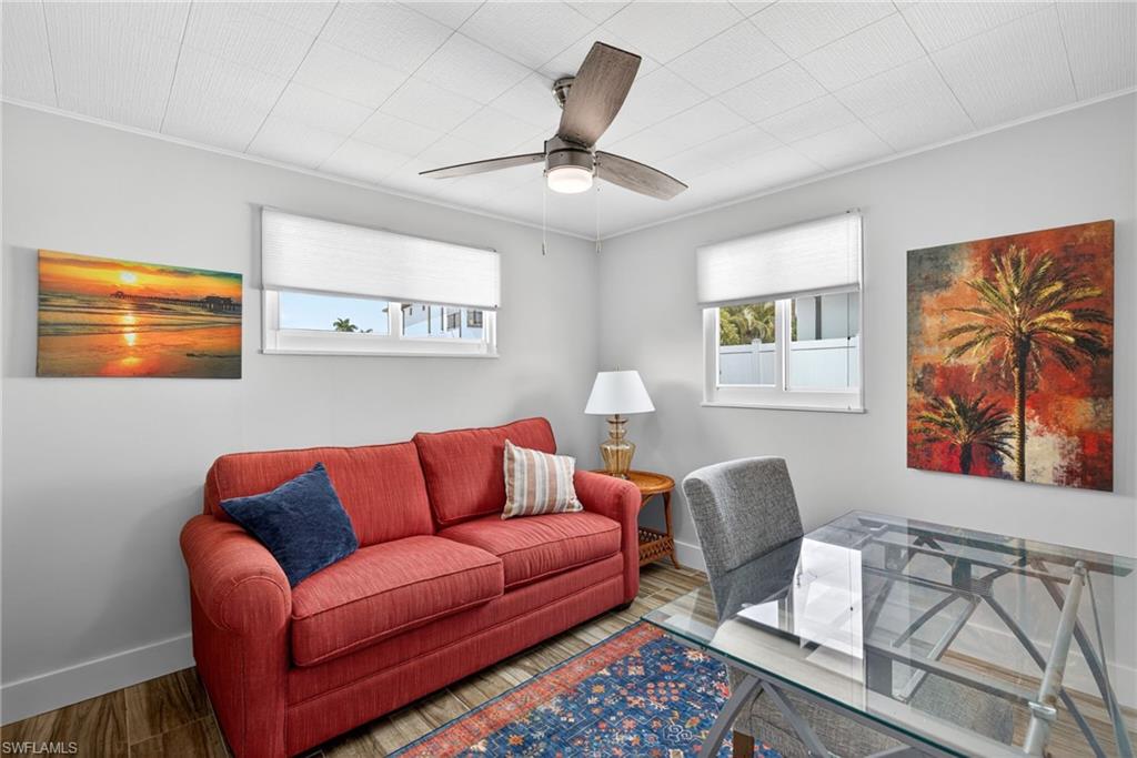 NAPLES PARK - Residential Income