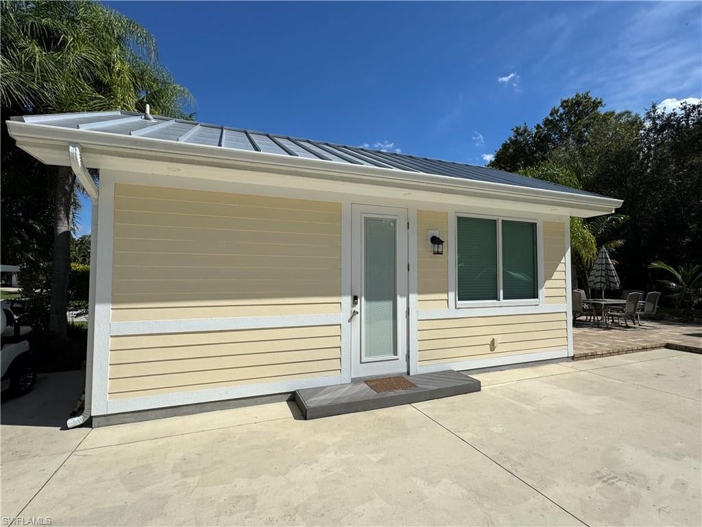 RIVERBEND MOTORCOACH RESORT - Land