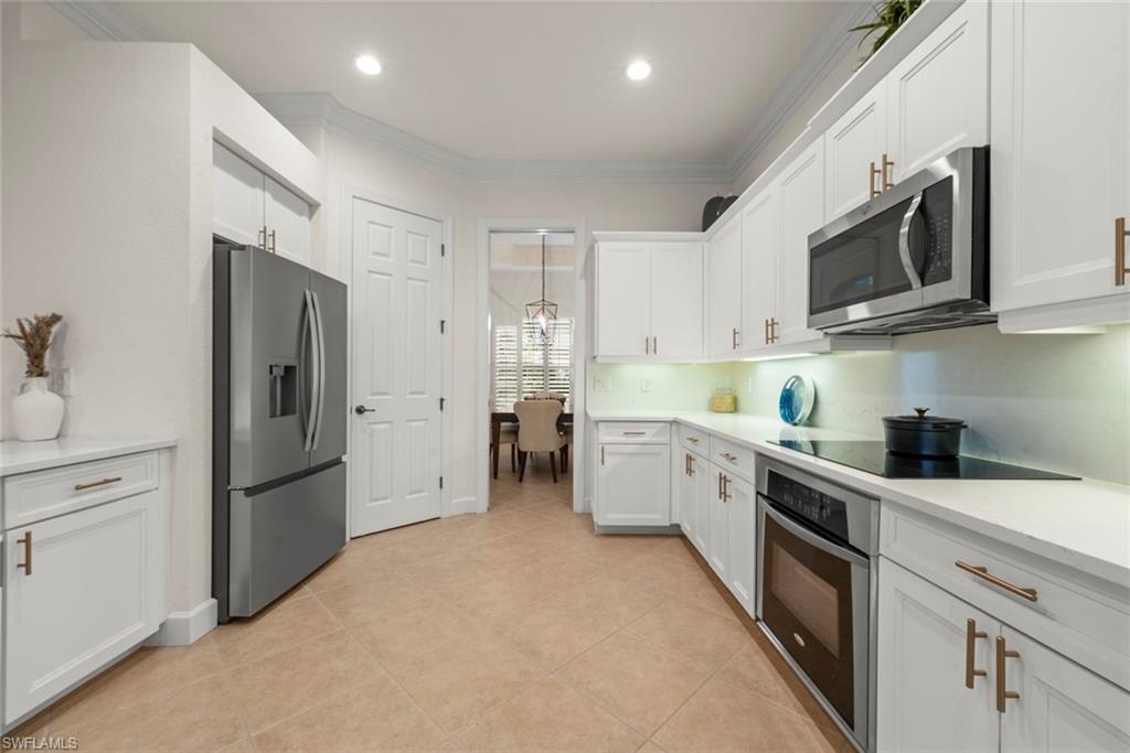 HOLLYBROOK - Residential