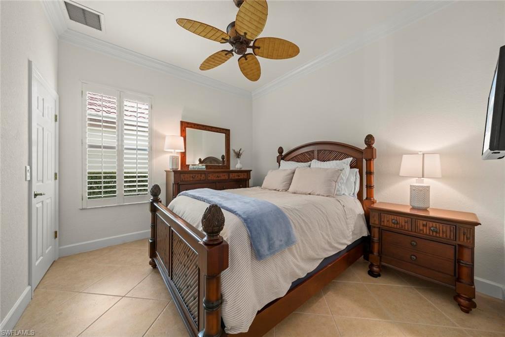 HOLLYBROOK - Residential