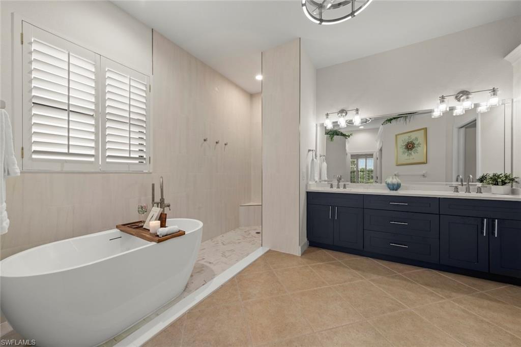HOLLYBROOK - Residential