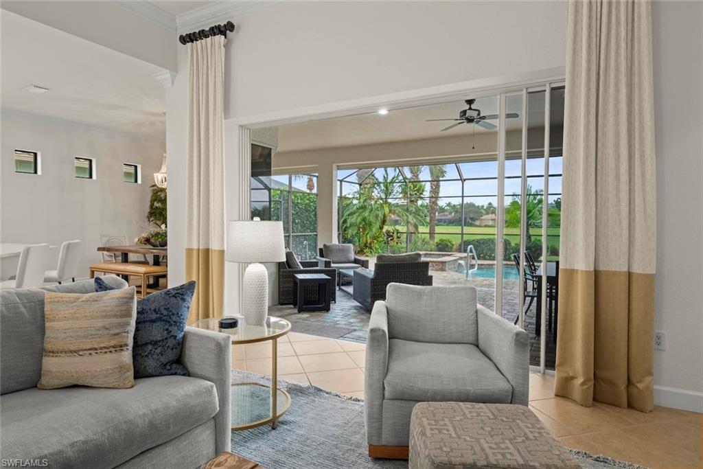 HOLLYBROOK - Residential