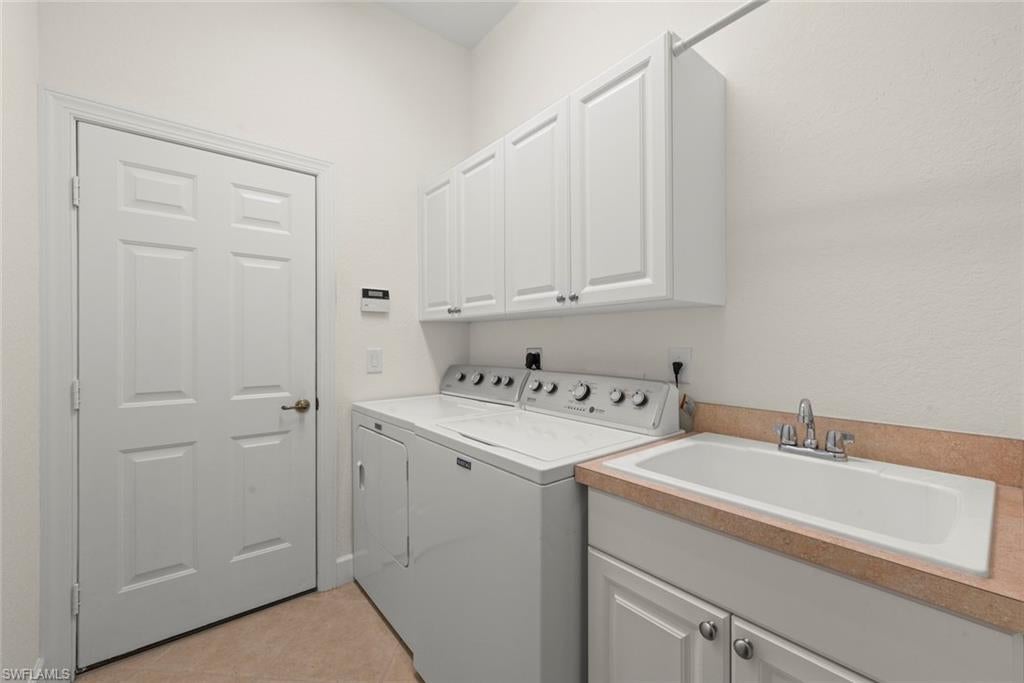 HOLLYBROOK - Residential