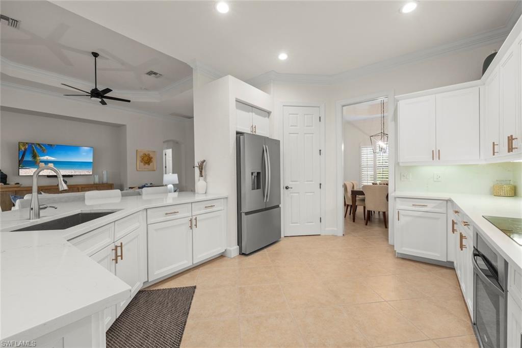 HOLLYBROOK - Residential