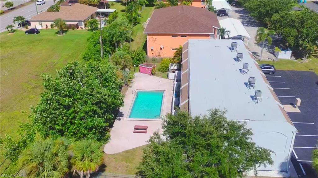 CORAL BAYVIEW CONDO - Residential