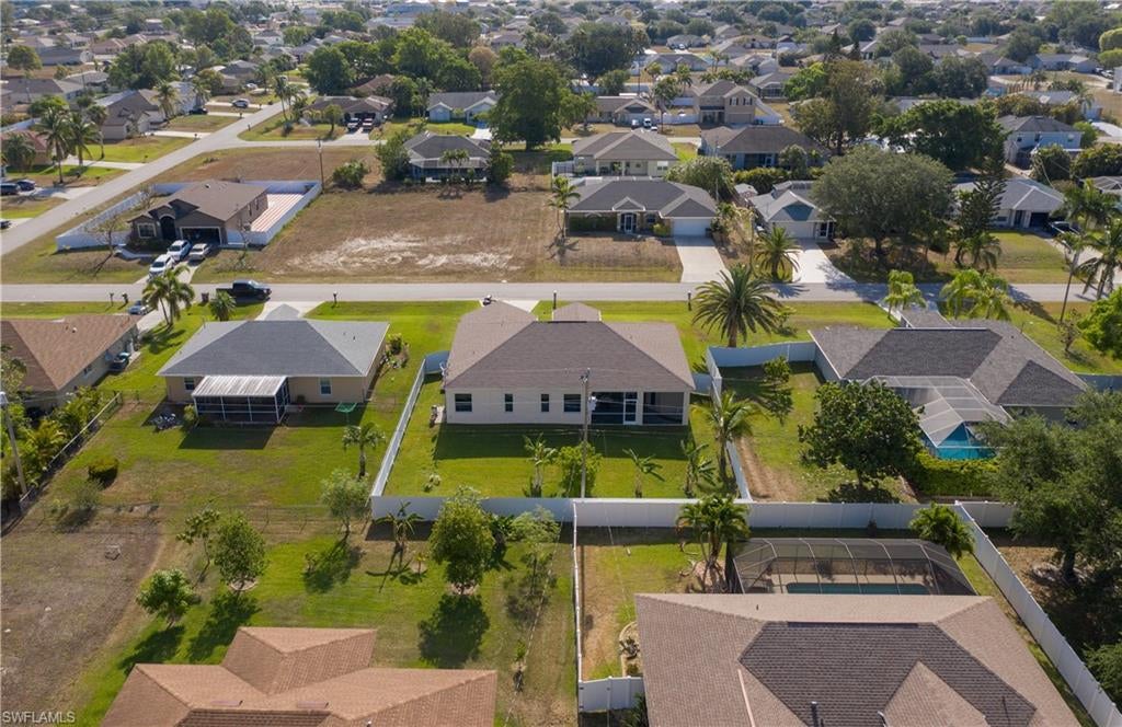 CAPE CORAL - Residential