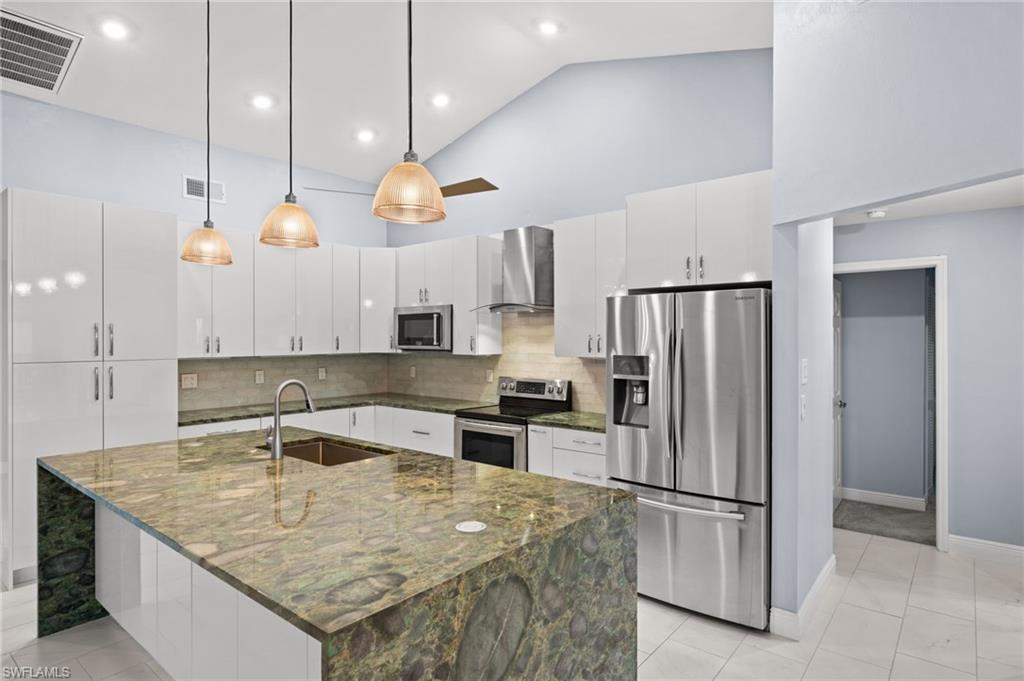 MANATEE BAY UNRECORDED SUBDIVISION - Residential