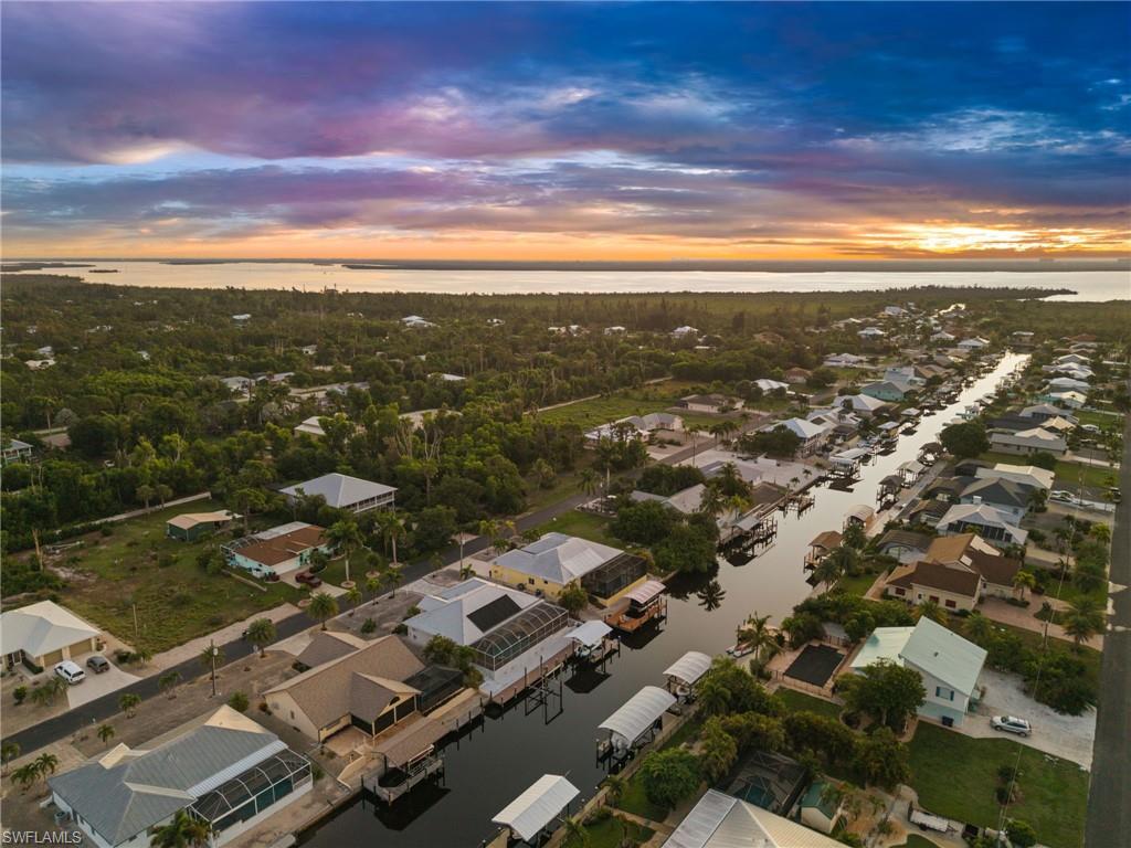 MANATEE BAY UNRECORDED SUBDIVISION - Residential