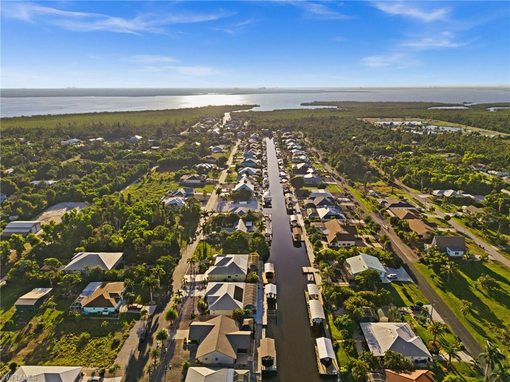 MANATEE BAY UNRECORDED SUBDIVISION - Residential
