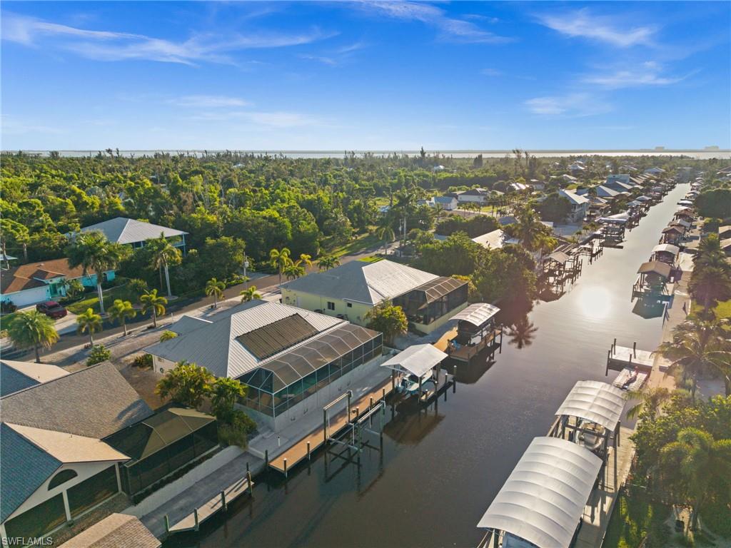 MANATEE BAY UNRECORDED SUBDIVISION - Residential
