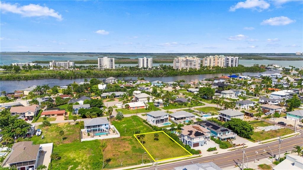 LAGUNA SHORES - Land