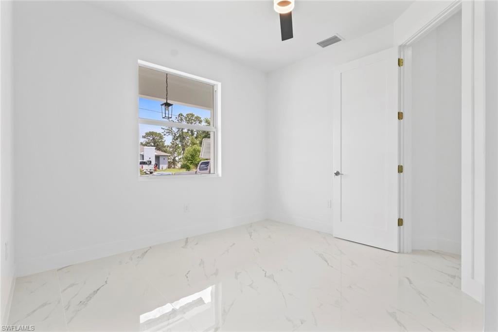 LEHIGH ESTATES - Residential Income