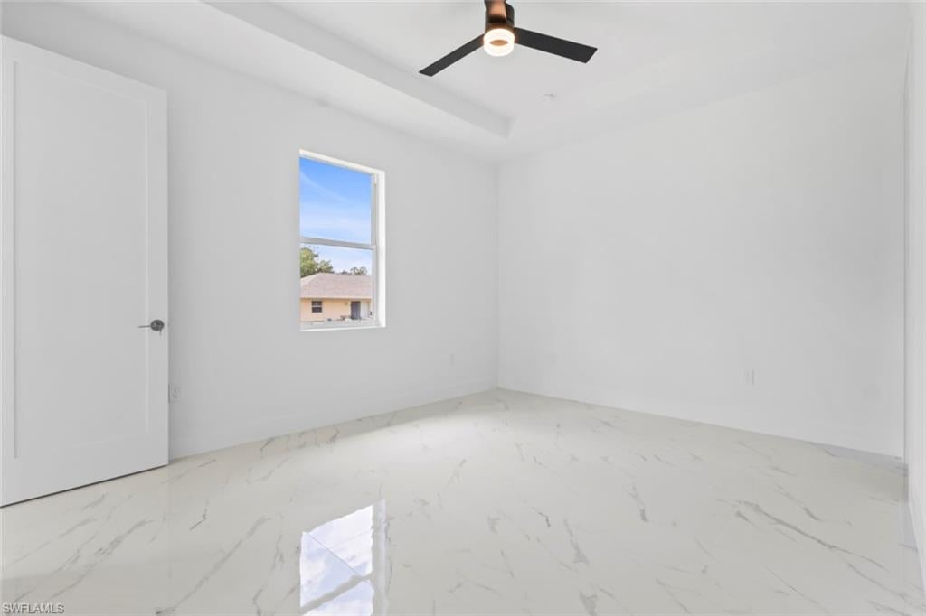 LEHIGH ESTATES - Residential Income