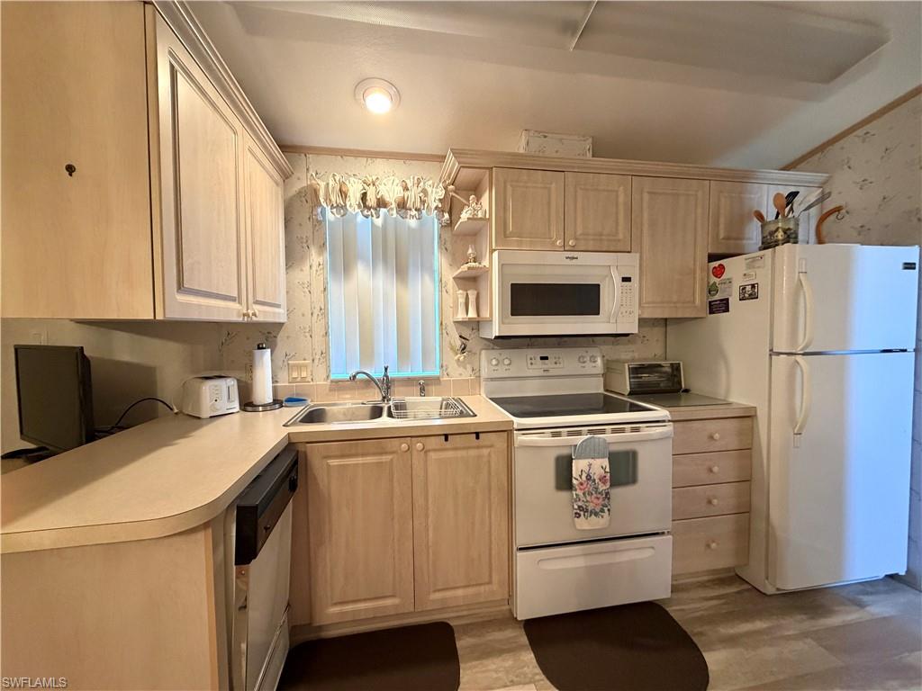 RIVERWOODS PLANTATION - Residential