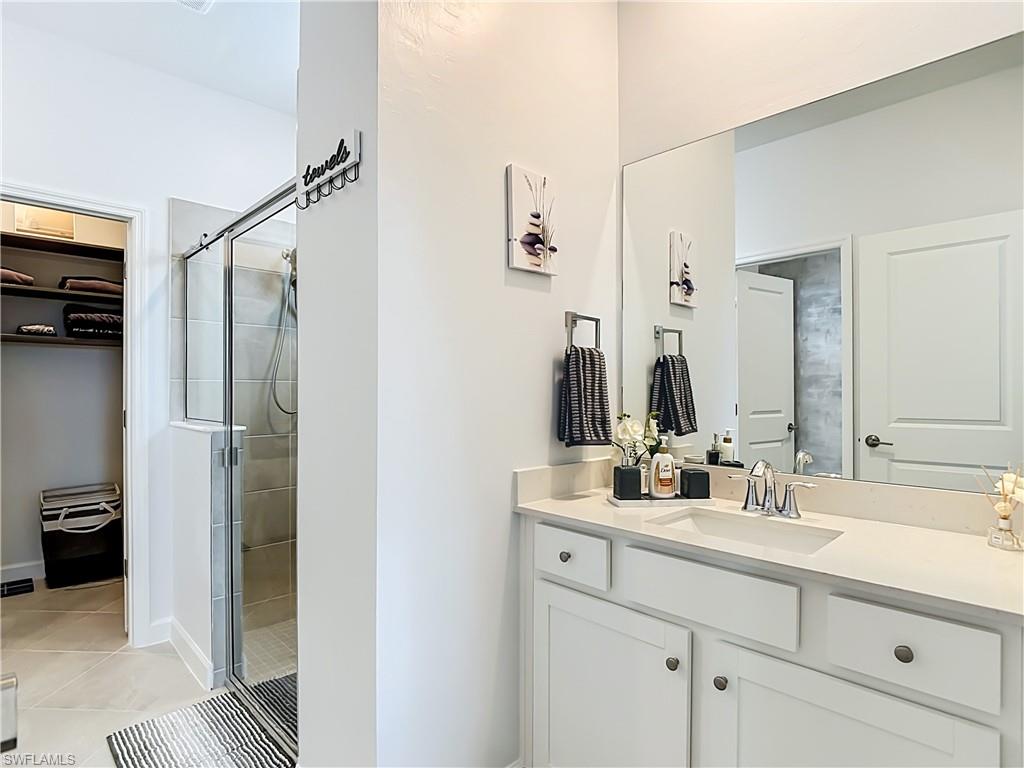 IBIS LANDING - Residential Lease